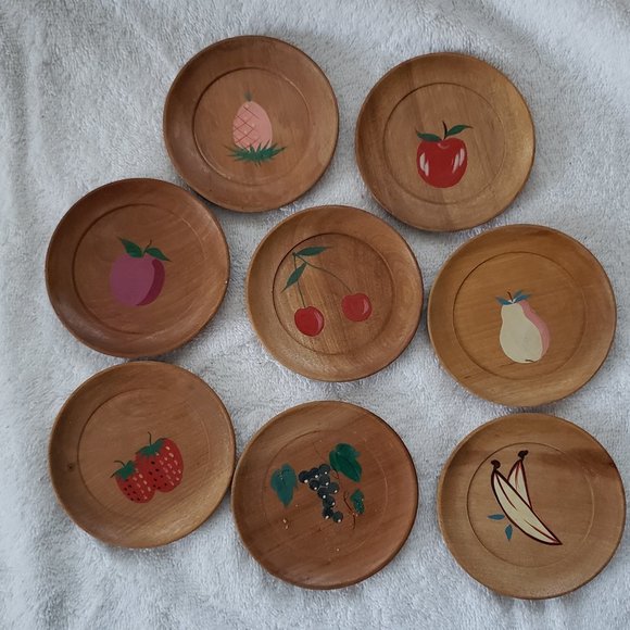 Vintage,set of 8 wooden coasters.  3 1/4 " ,Japan - Picture 1 of 3